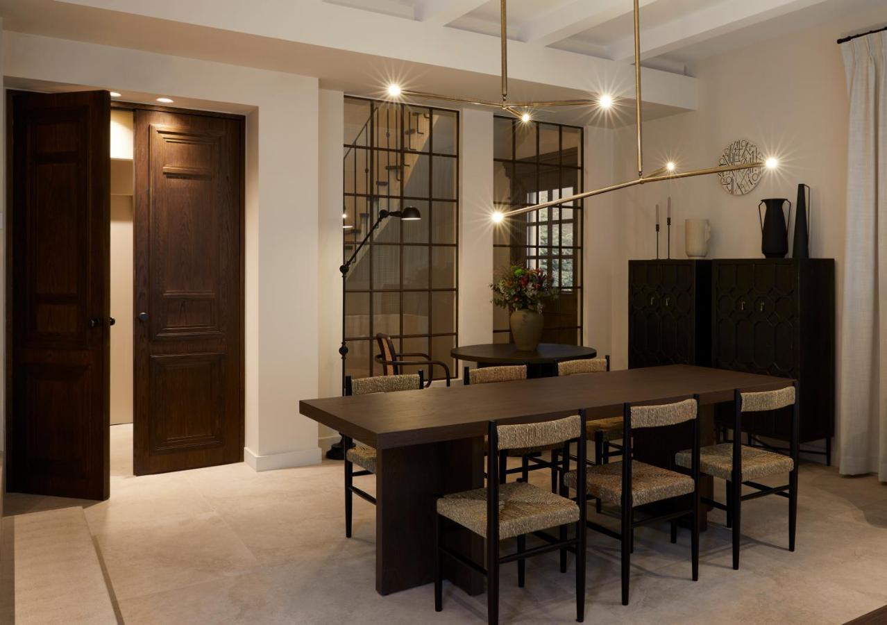 The Storyteller Boutique House Pensiune